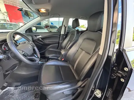 TRACKER Midnight 1.0 Turbo 12V Flex Aut.