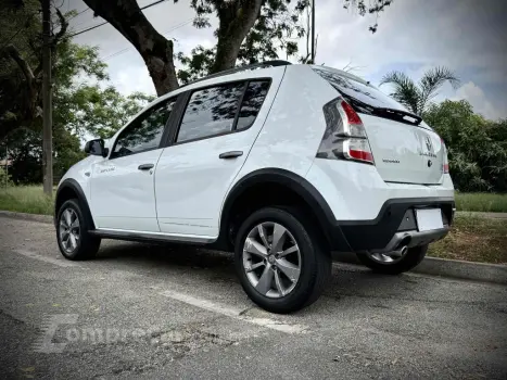 SANDERO 1.6 SL STEPWAY RIP CURL 16V FLEX 4P MANUAL