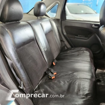 FIESTA 1.6 MPI Sedan 8V