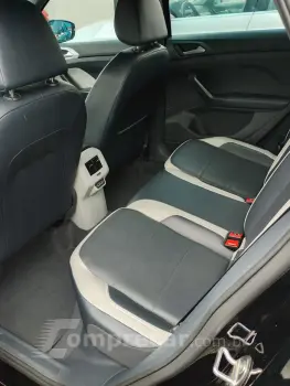 T-Cross 1.4 4P 250 TSI FLEX HIGHLINE AUTOMÁTICO