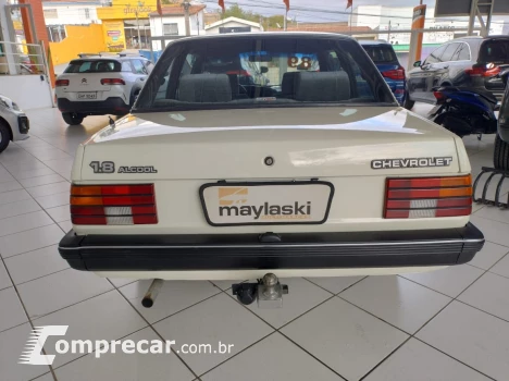 Monza Sedan 1.8 4P ÁLCOOL SL/E