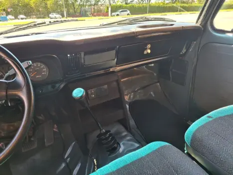 F-1000 2.5 XLT 4X2 CS 8V Turbo