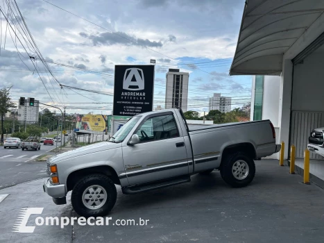 CHEVROLET Silverado 4.1 4X2 Cs 18V Diesel 2P Manual 2 portas