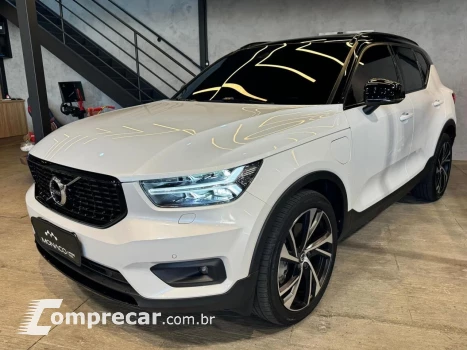 Volvo XC40 1.5 16V 4P T5 RECHARGE HÍBRIDO R-DESIGN GEARTRONIC AUTO 4 portas