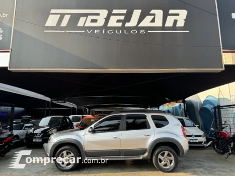 Renault DUSTER - 2.0 TECH ROAD II 4X2 16V 4P AUTOMÁTICO 4 portas