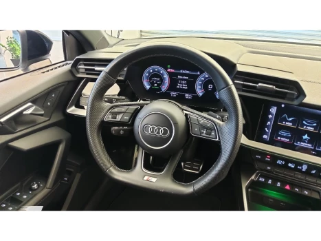 A3 2.0 40 TFSI GASOLINA SEDAN PERFORMANCE BLACK S-TRONIC