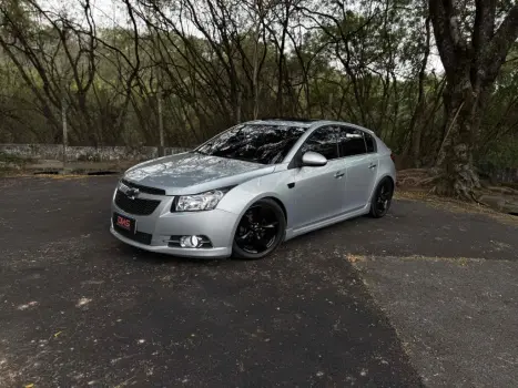 CHEVROLET CRUZE 1.8 LTZ 16V FLEX 4P AUTOMÁTICO 4 portas
