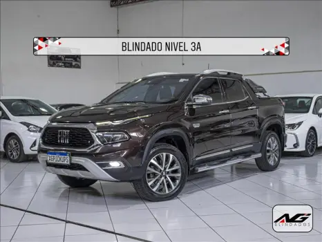 TORO 2.0 16V Turbo Ranch 4WD