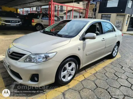 Toyota Corolla GLi 1.8 Flex 16V Mec. 4 portas