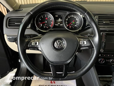 JETTA 2.0 TSI HIGHLINE 211CV GASOLINA 4P TIPTRONIC