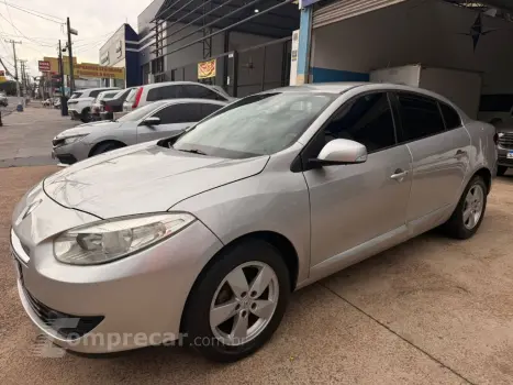 Renault FLUENCE Sed. Dynamique 2.0 16V FLEX Aut. 4 portas