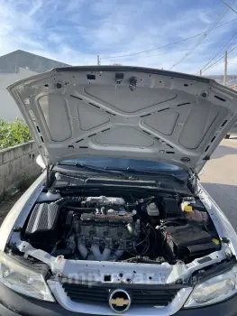 VECTRA 2.2 MPFI GL 8V