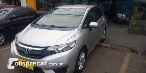 Honda FIT 4 portas