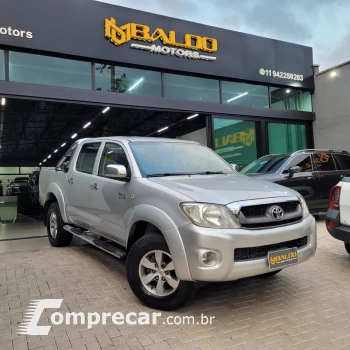 Toyota Hilux CD SR 4x2 2.7 16V/2.7 Flex Aut. 4 portas