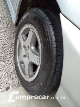 Gol 1.6 MI 4P CL