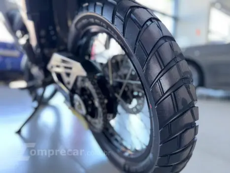 XRE SAHARA 300 ADVENTURE