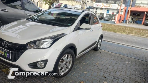 Hyundai HB20X 1.6 16V PREMIUM 4 portas