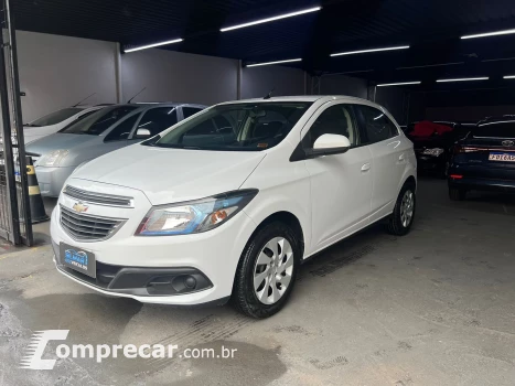 CHEVROLET ONIX 1.4 MPFI LT 8V 4 portas