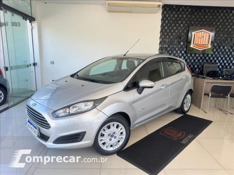 FORD FIESTA 1.6 SE Hatch 16V 4 portas