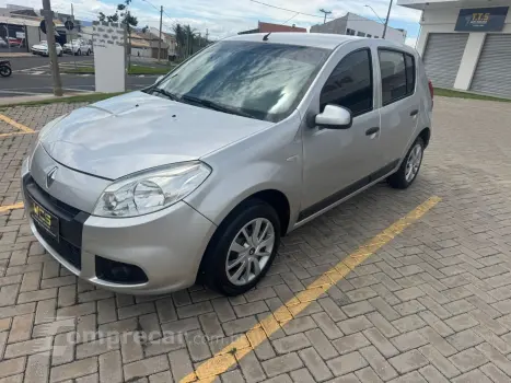 Renault Sandero Expression 1.6 4 portas