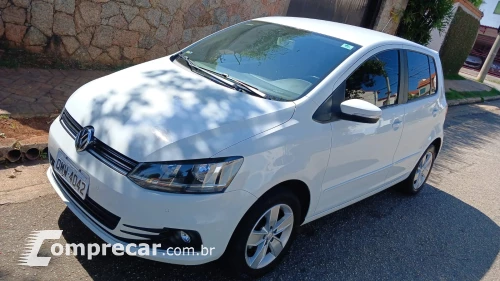 Volkswagen FOX 1.6 MI Comfortline 8V 4 portas