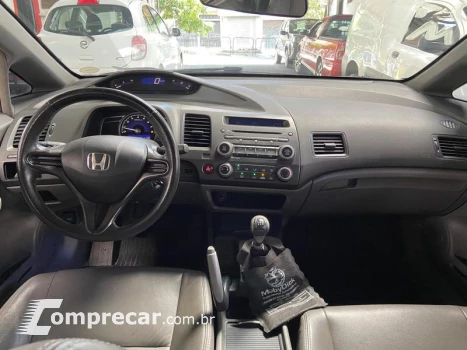 CIVIC SEDAN LXS-MT 1.8 16V BASICO