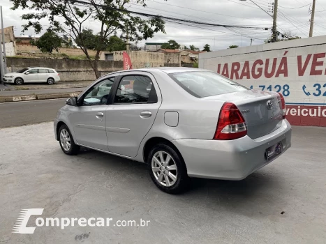 ETIOS 1.5 X Plus Sedan 16V