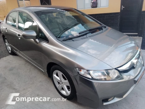 Honda CIVIC 1.8 LXS 16V 4 portas