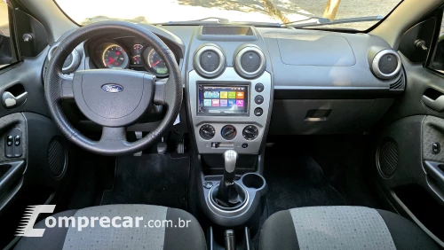 FIESTA 1.6 Rocam Sedan 8V