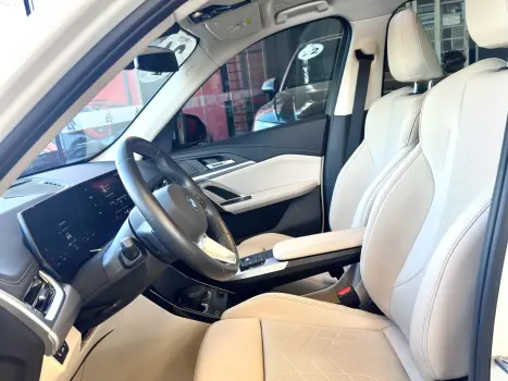 iX1 ELÉTRICO eDRIVE20 X LINE