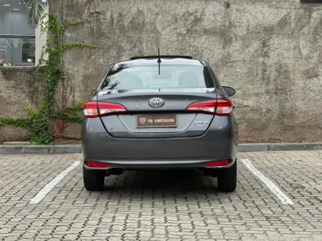 YARIS 1.5 16V FLEX SEDAN XLS CONNECT MULTIDRIVE