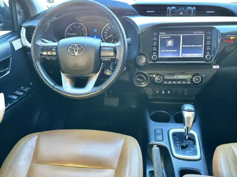 HILUX 2.8 SR 4X4 CD 16V DIESEL 4P AUTOMÁTICO