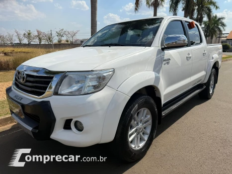 Toyota HILUX 2.7 SRV 4X4 CD 16V 4 portas