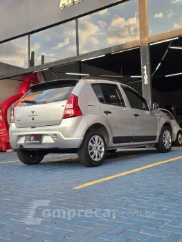 SANDERO Expression Hi-Flex 1.6 8V 5p