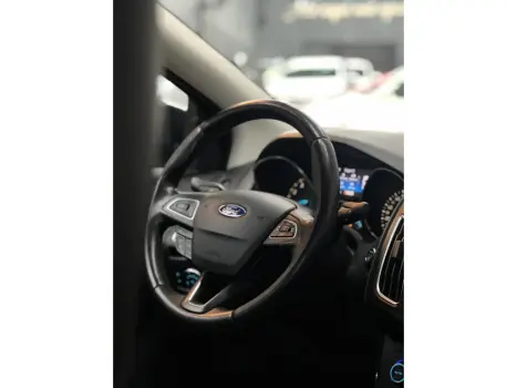 FOCUS 2.0 TITANIUM 16V FLEX 4P POWERSHIFT