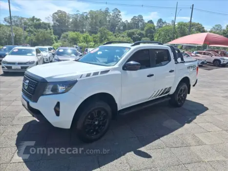 NISSAN FRONTIER 2.3 16V TURBO DIESEL ATTACK CD 4X4 AUTOM 4 portas