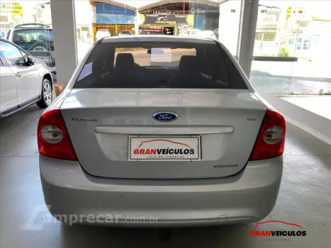 FOCUS 2.0 GHIA SEDAN 16V FLEX 4P AUTOMÁTICO