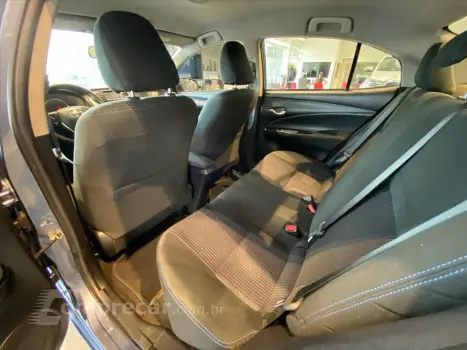 YARIS 1.5 16V FLEX SEDAN XL MANUAL
