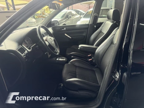 Golf 2.0 4P FLEX SPORTLINE AUTOMÁTICO