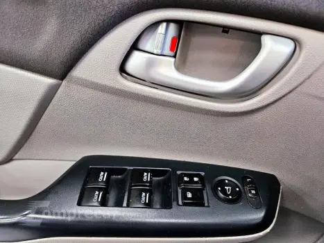 CIVIC LXR 2.0 16V FLEX AUT.