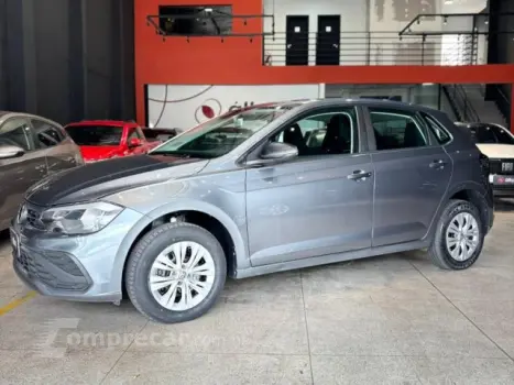 Volkswagen POLO - 1.0 MPI TRACK MANUAL 4 portas