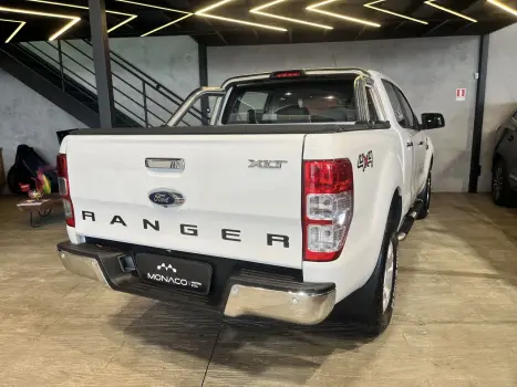 Ranger 3.2 20V XLT 4X4 CABINE DUPLA TURBO DIESEL AUTOMÁTICO