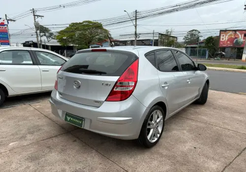 I30 2.0 MPI 16V