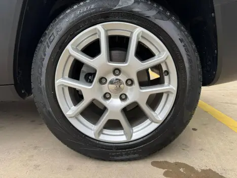 Renegade 1.8 16V Flex Sport 4P Automático