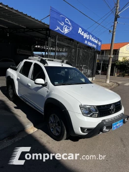 Renault DUSTER OROCH 2.0 16V Dynamique 4 portas