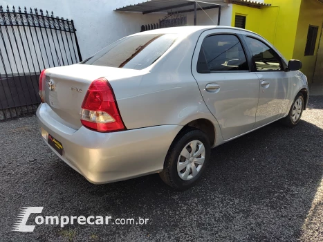 ETIOS 1.5 XS Sedan 16V