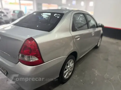 ETIOS 1.5 X Plus Sedan 16V
