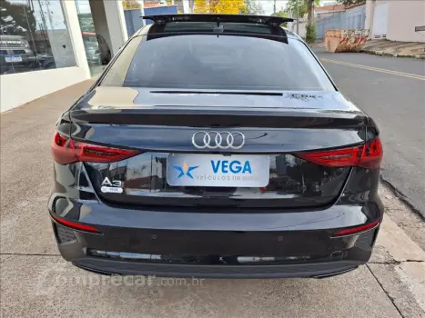 A3 2.0 40 TFSI Sedan Performance Black