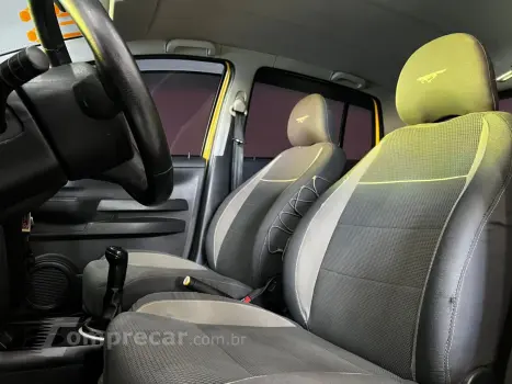 CROSSFOX 1.6 MI 8V FLEX 4P MANUAL