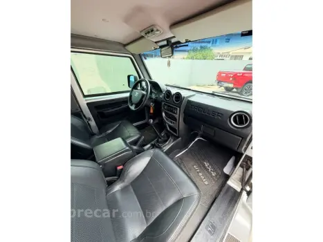 T4 3.0 TETO RÍGIDO 16V TURBO ELETRONIC DIESEL 2P MANUAL